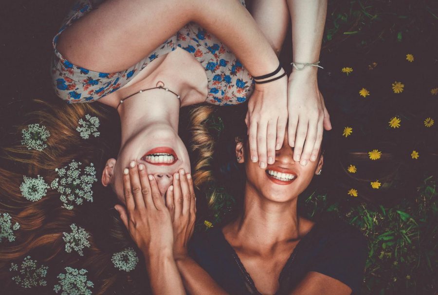 It can be difficult to identify a toxic friendship when you are a part of it. (Photo/Sam Manns/Unsplash)