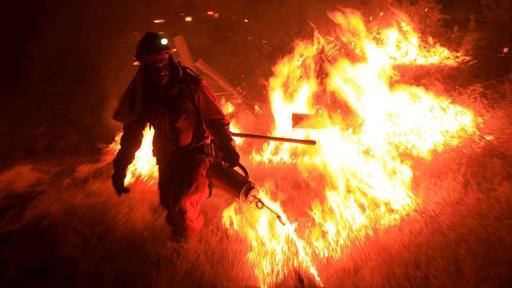 California has been using people in prisons and jails to fight its wildfires for years, but the pandemic has led to some policy change. (Photo/News Break)